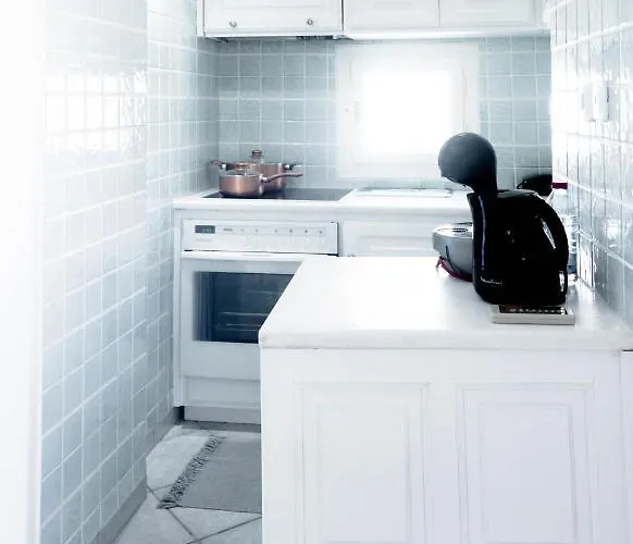 Mykonos Vibes Downtown Townhouse